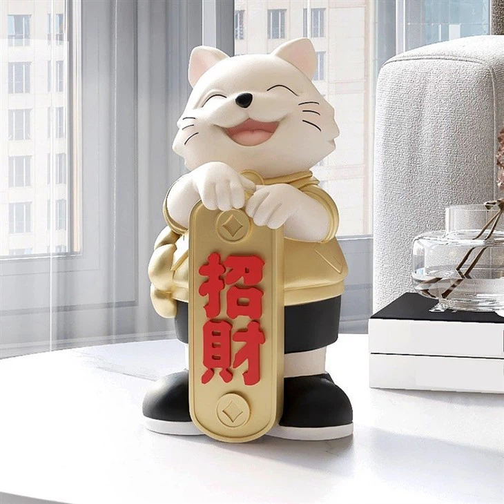 Lucky Smile Cat Statue